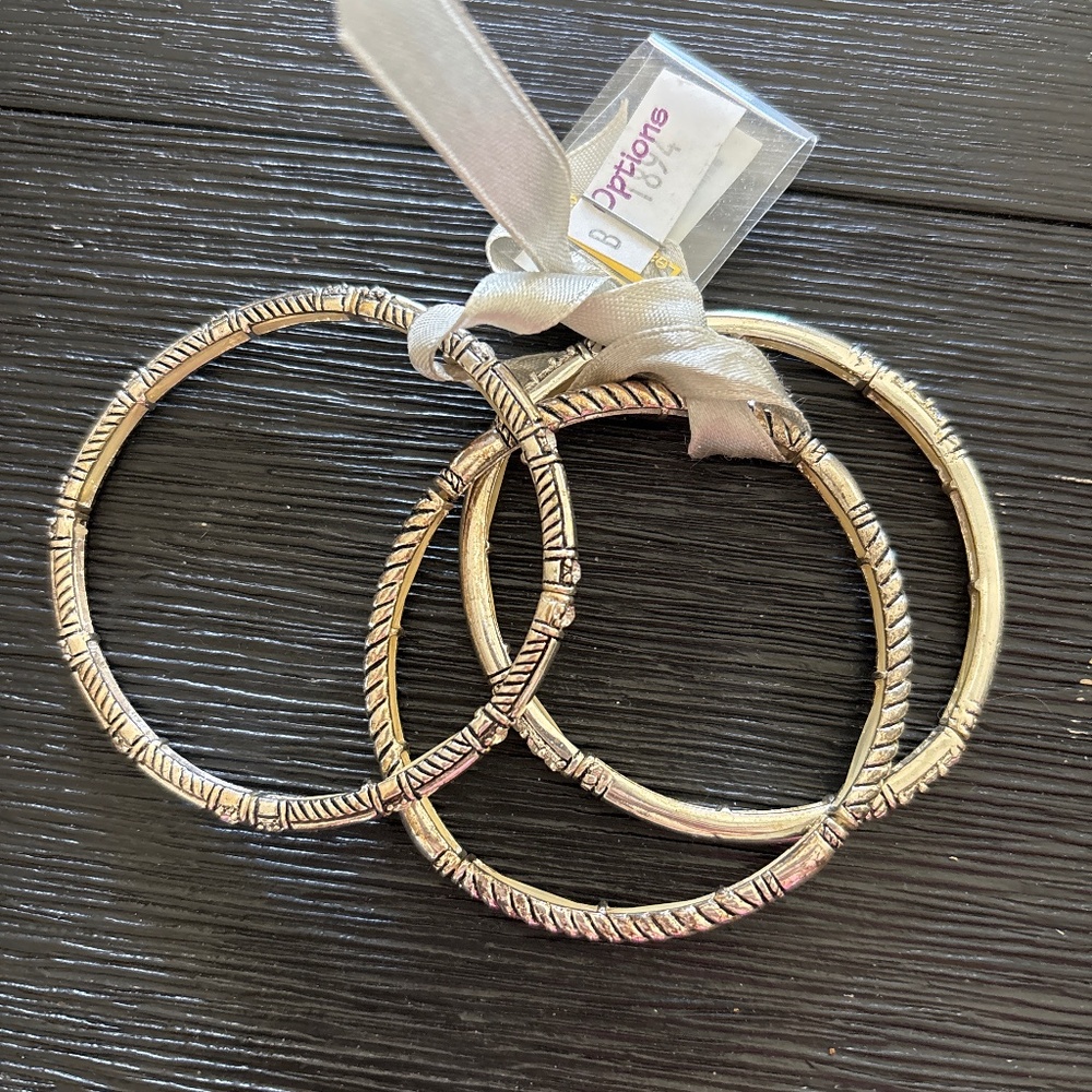 Silver slip on stretch set of 3 bracelets BNWT